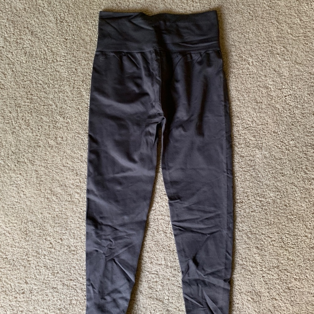 Gray leggings